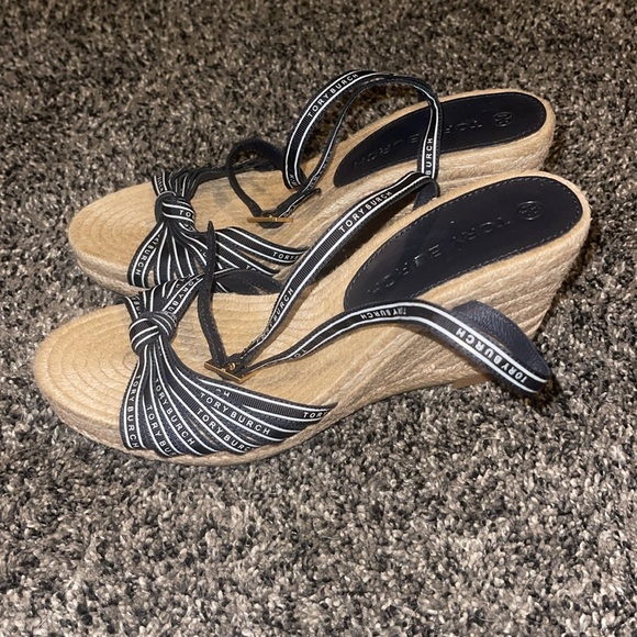 Tory Burch Women's Tory Ribbon Espadrille Wedge Sandals - Picture 4 of 11